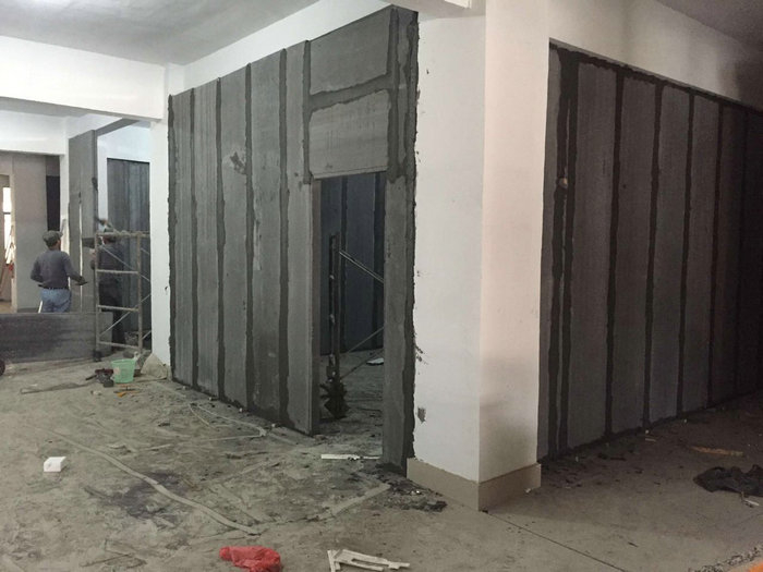 輕質(zhì)隔墻板廠家教你怎樣辨別板材種類